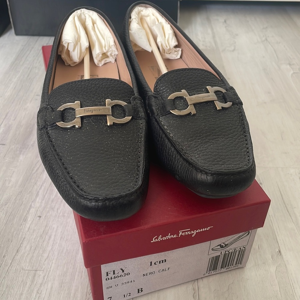 Salvatore Ferragamo Fly Loafers Size 7.5